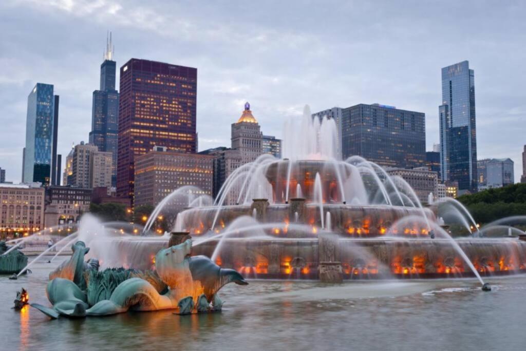 שיקגו Modern 2Br In South Loop Near Soldier Field, Grant Park, Downtown, & Lakefront Trail מראה חיצוני תמונה