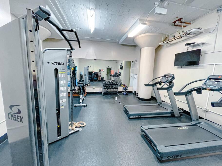 שיקגו Modern 2Br In South Loop Near Soldier Field, Grant Park, Downtown, & Lakefront Trail מראה חיצוני תמונה
